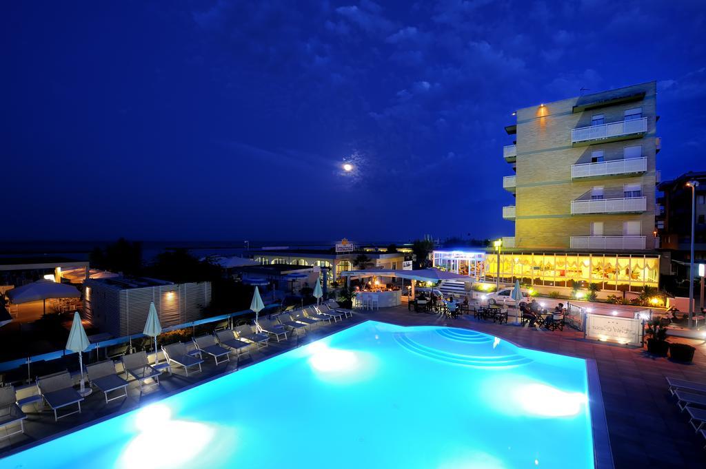 Hotel Caesar Lido Di Savio Exterior foto
